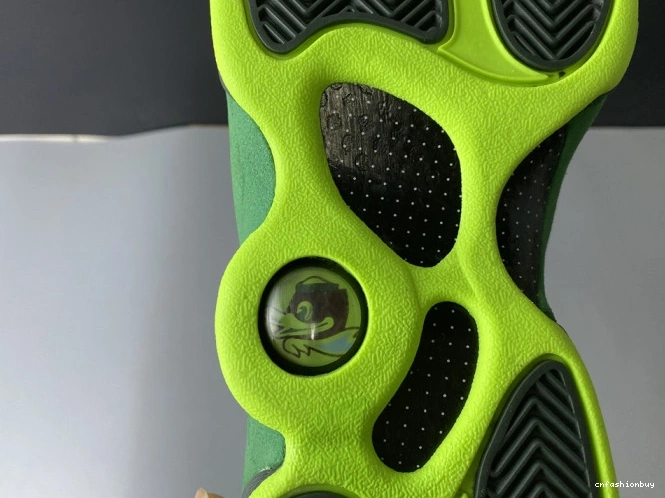 AR4390 - Air Ducks' Retro 313 PE Jordan 'Oregon 13 0906
